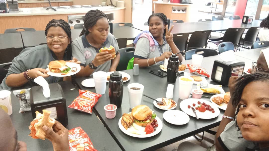 Loyola Students Visit the USA